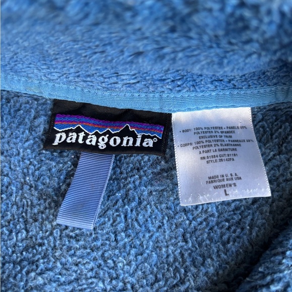 Patagonia women’s blue fleece size large. - Picture 2 of 3